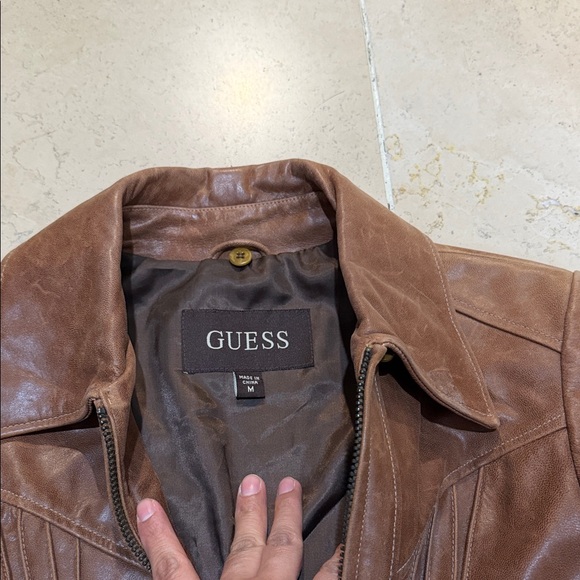 Vintage Guess Women's Tan Leather Jacket - Picture 2 of 4